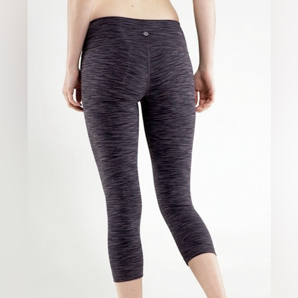 Lululemon | Wunder Under Crop 21” - Picture 2 of 5